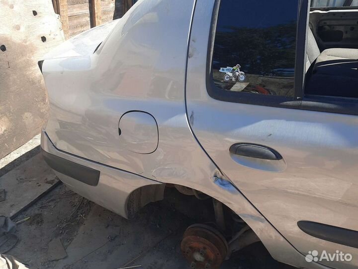 Правая четверть Renault symbol klio