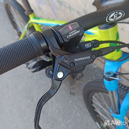 Рама и дербан Cube Attention 29