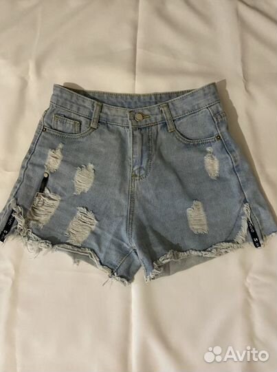 Джинсовые шорты