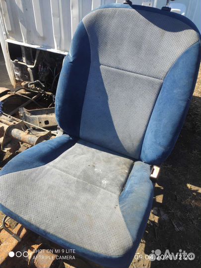 Сидения Carina e