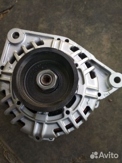 Генератор Ауди А6 с5 2.4