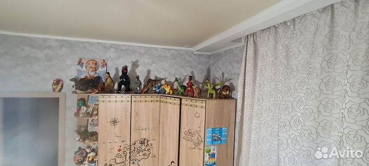 Угловой шкаф