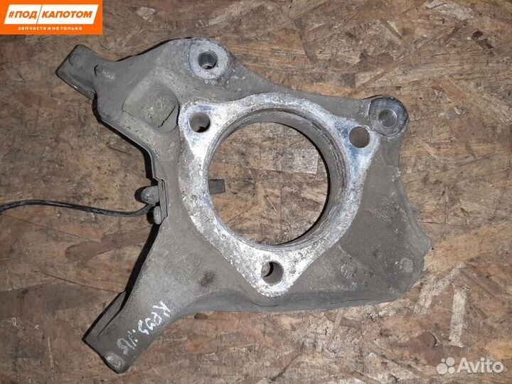 Кулак передний правый Chevrolet Cruze рест