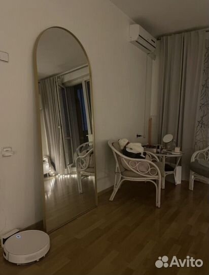 Зеркало напольное