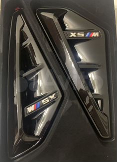 Жабры на крылья BMW X5M G05 F95 чёрный глянец