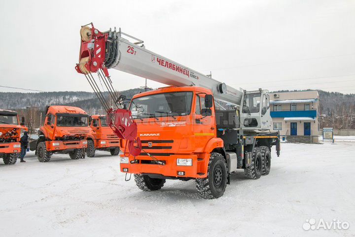 Челябинец (ЧМЗ) КС-55732-25-28, 2023