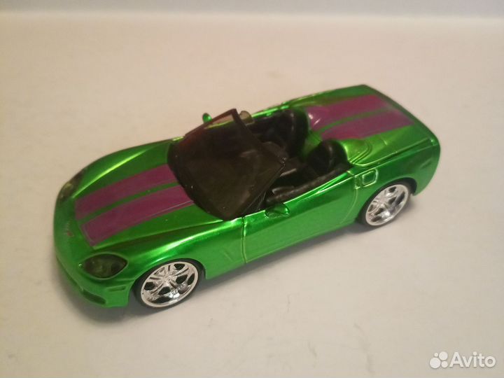 Модель burago 1:43