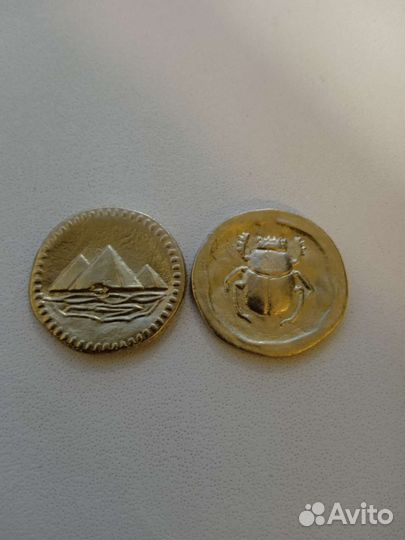 Монеты магнит