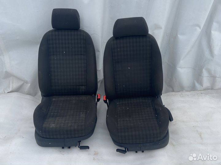 Сиденье правое skoda octavia tour