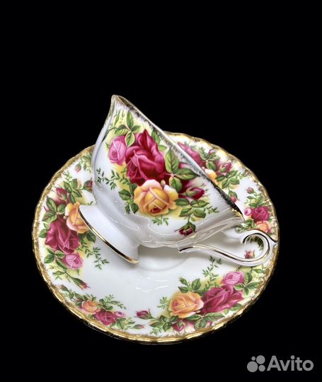 Чайная пара Avon Royal Albert Old Country Roses