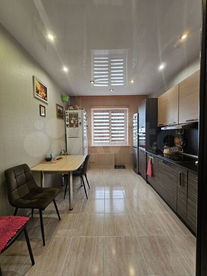 3-к. квартира, 82,2 м², 3/9 эт.