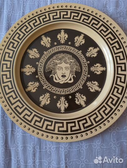 Новый, стильный поднос