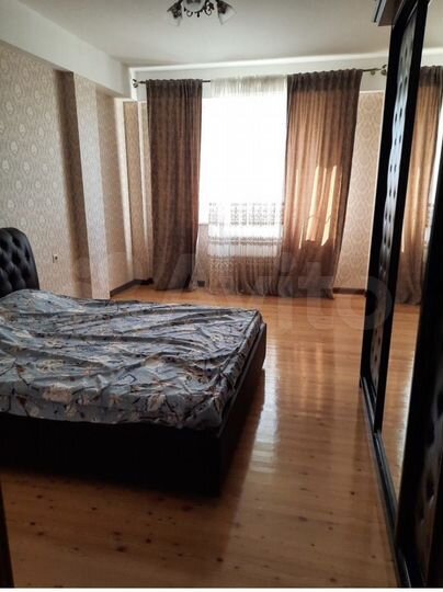 2-к. квартира, 82 м², 9/10 эт.