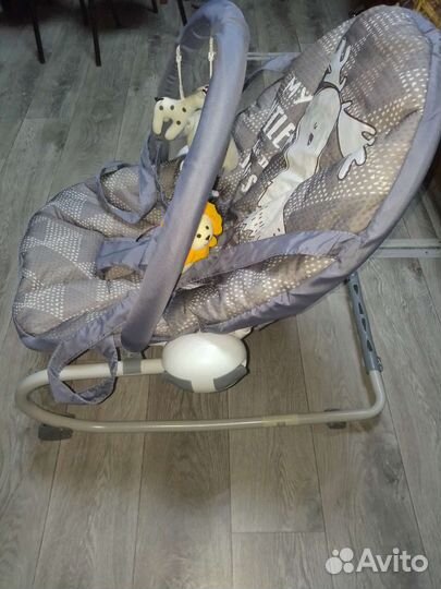 Шезлонг детский