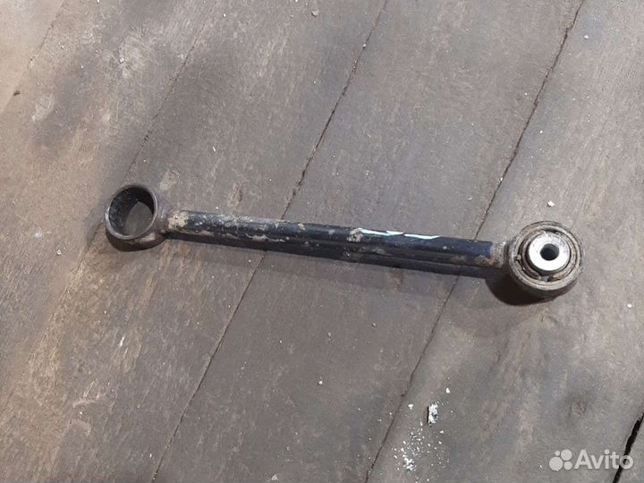 Рычаг задней поперечный