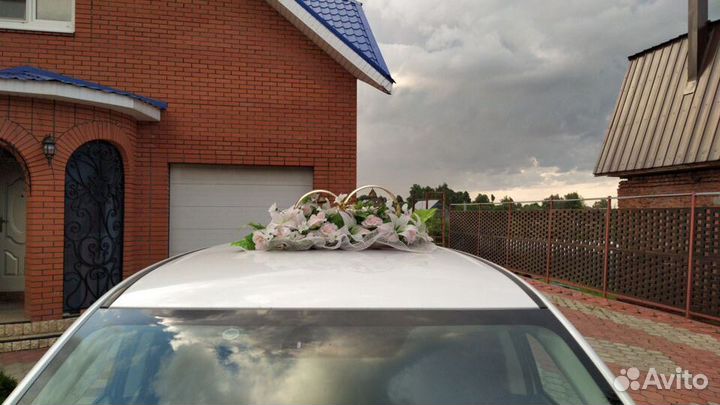 Украшения автомобиля на свадьбу, кольца, ленты