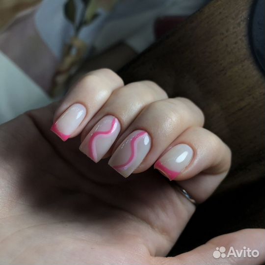 Маникюр с покрытием гель-лаком