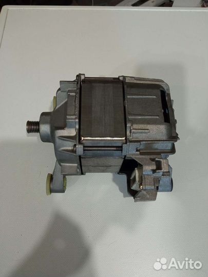 Двигататель стиральной машины Бош