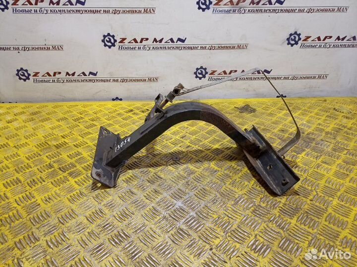 Кронштейн подножки Man Tgl