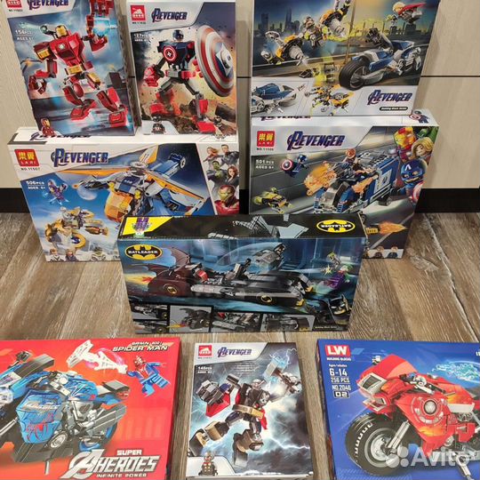 Конструктор 11351 Бэтмобиль Погоня за Джокером