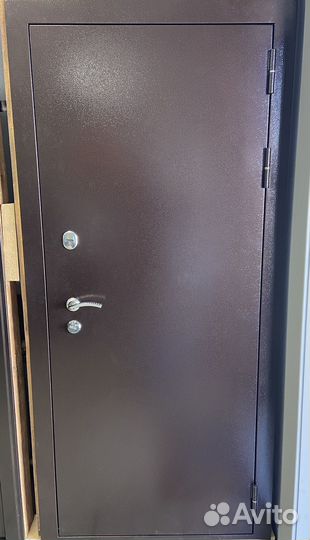 Дверь входная металлическая Выбор