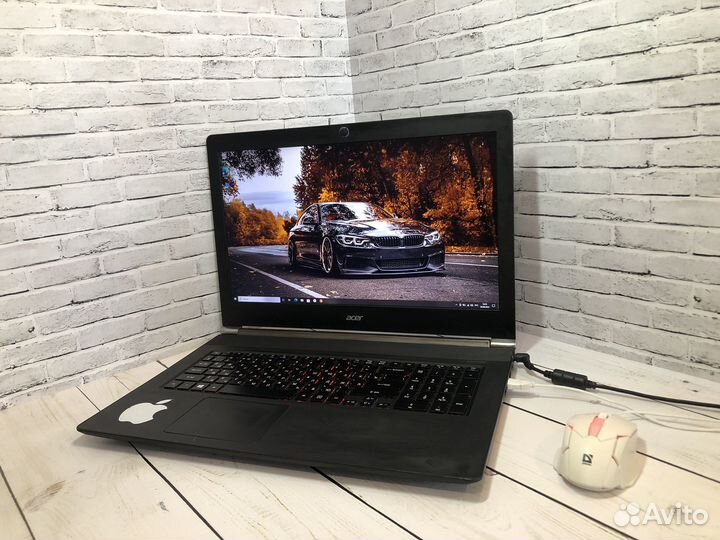 Игровой ноутбук Acer с 2 мя видеокартами