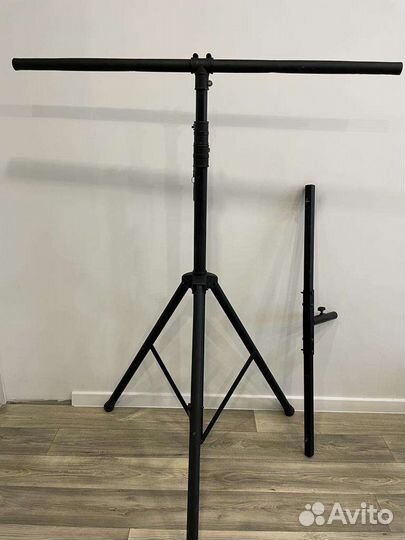 Стойка для световых приборов. Световая стойка