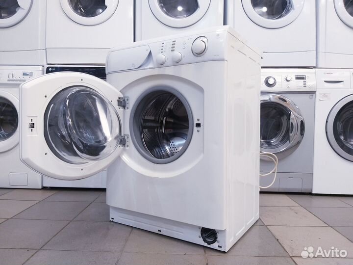 Стиральная машина Ariston