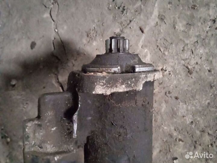 Стартер Volkswagen Golf 4 1.6 AKL 2000