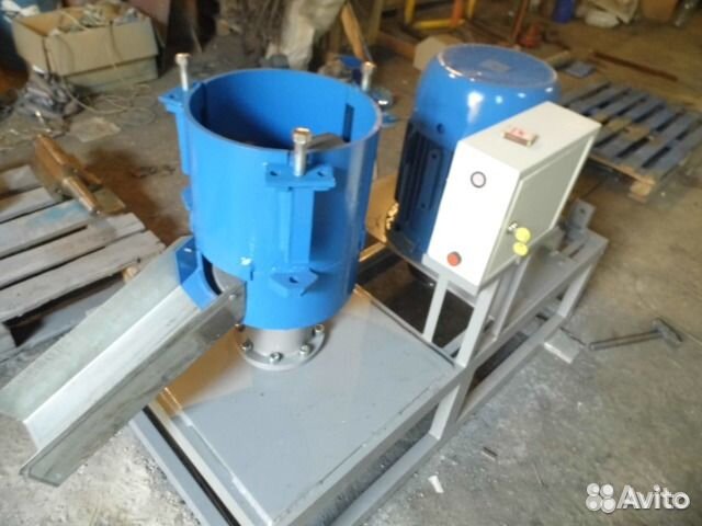Пресс гранулятор для корма, для опилок