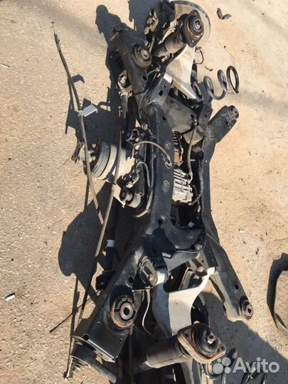 Суппорт тормозной задний правый nissan pathfinder