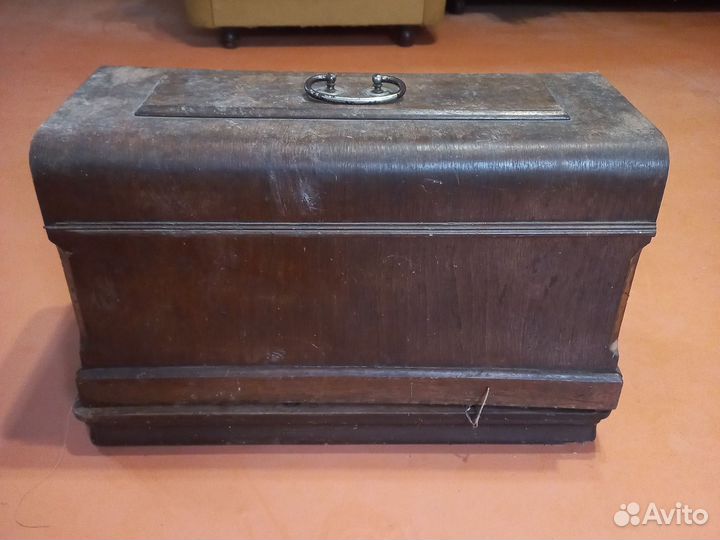 Швейная машинка