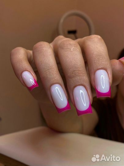 Мастер маникюра и педикюра