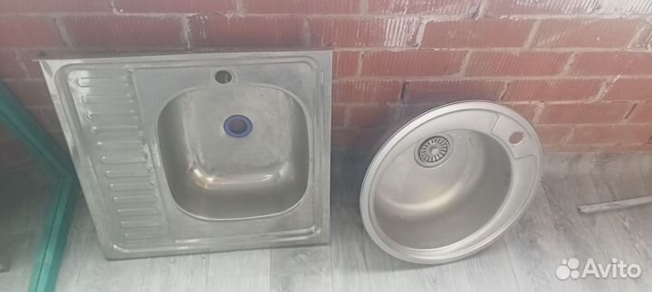 Кухонная мойка из нержавейки