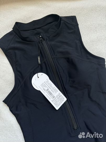 Купальник слитный новый