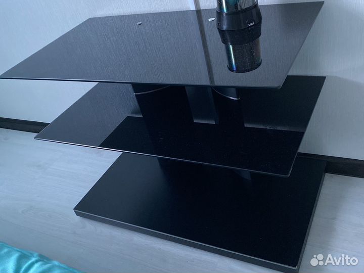 Стол под телевизор