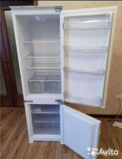 Приличные б/у холодильники