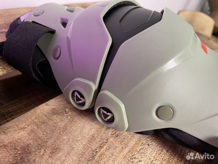 Защита коленей Leatt Dual Axis Green L\XL