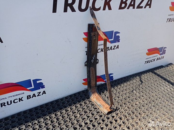 1735787 Кронштейн бака Adblue Daf XF105