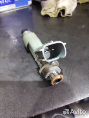 Форсунка топливная Пежо 107 1984 f9 Denso