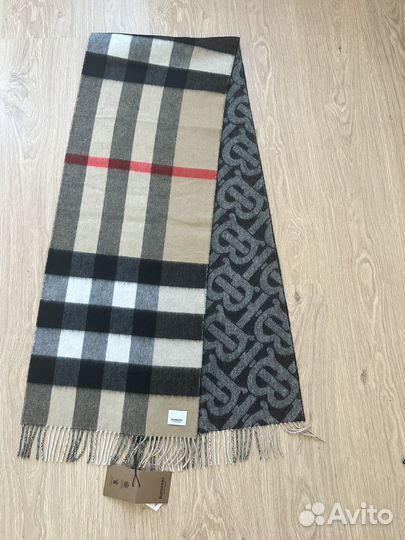 Шарф burberry новый оригинал. с бирками