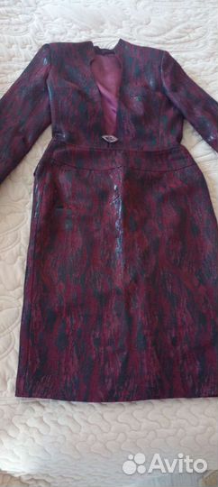 Костюм тройка