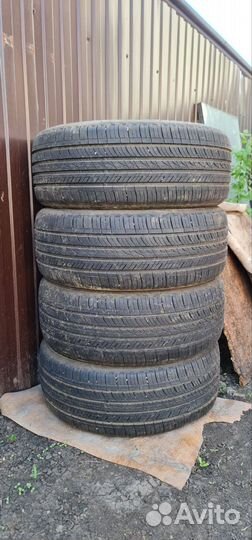 Roadstone N'Fera AU5 235/50 R18