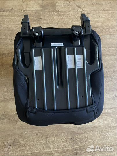 Автокресло Renolux Renofix