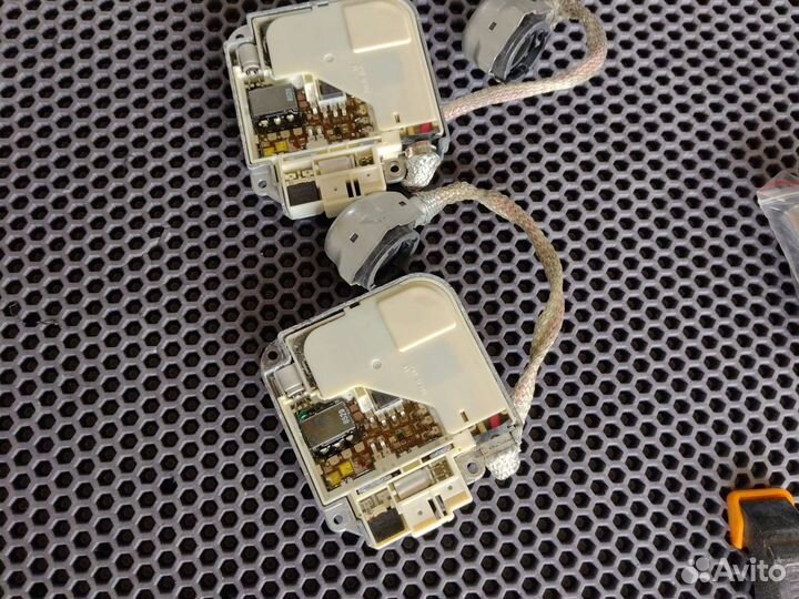 Блок розжига ксенона toyota