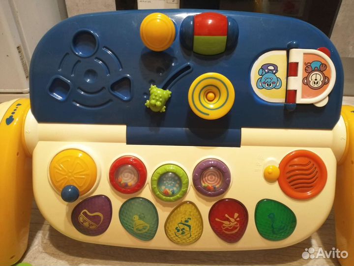 Игровой центр chicco/развивающие игрушки