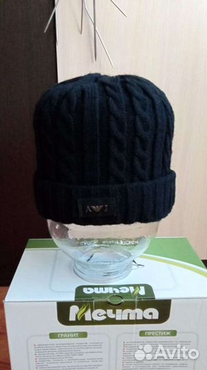 Женская шапка