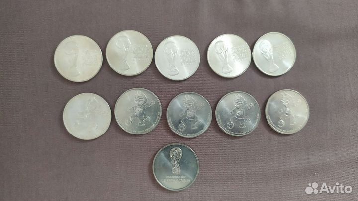 Банкноты и монеты чемпионата мира по футболу 2018