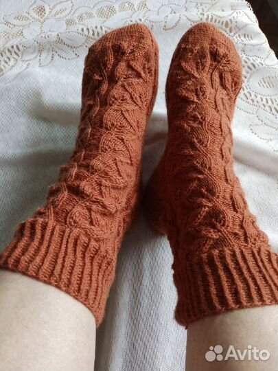 Носки с ажурным узором 