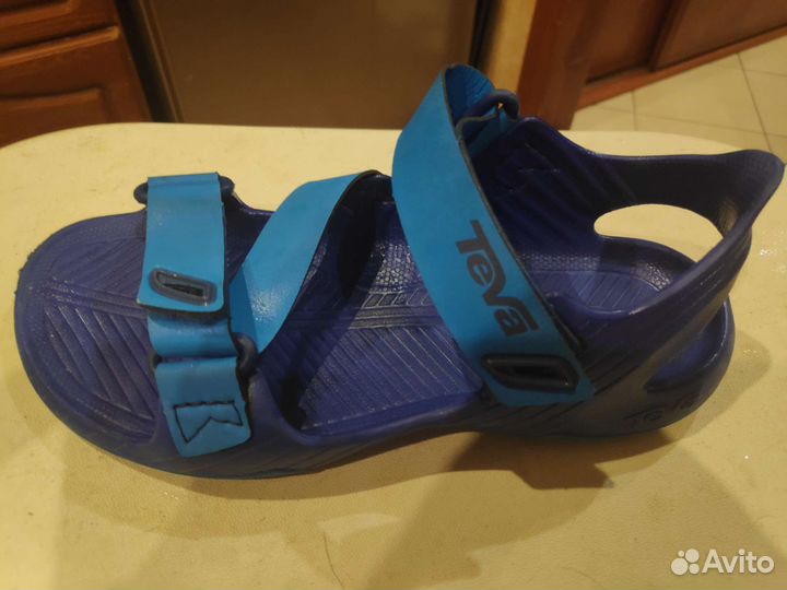 Детские сланцы Teva
